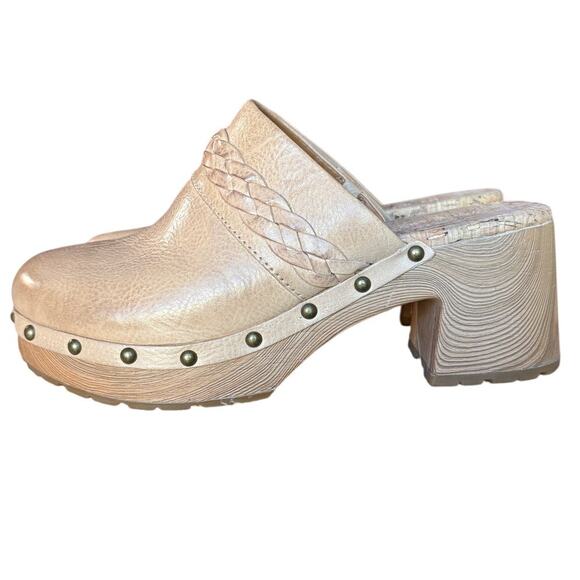 Kork-Ease Tilly Tan Leather Retro Style Platform Clog w Brass Stud Detail size 8 - Picture 3 of 15